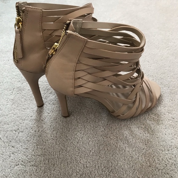 Jessica Simpson heels - Picture 3 of 6